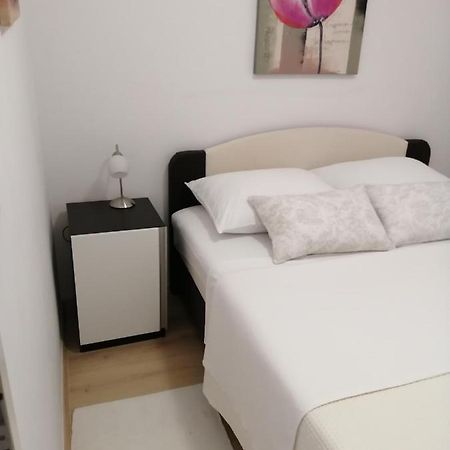 Apartments Vujic Nin Eksteriør billede